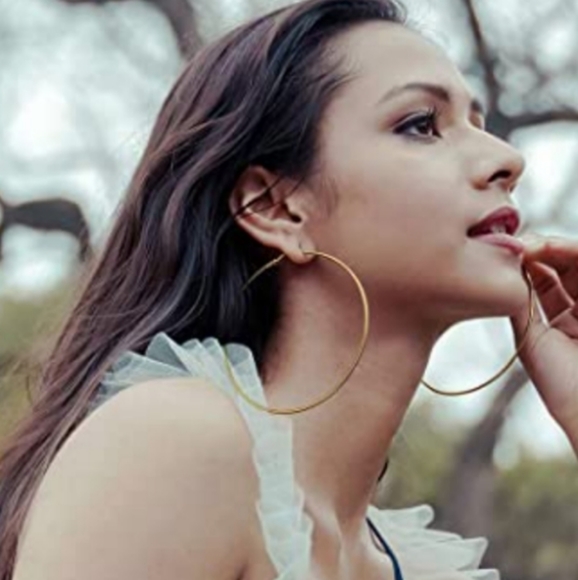 Huge 4 Inch Gold Hoops Extra Large Round Hoop Earrings Big Oversized XL New - Picture 10 of 10